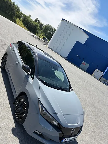 Nissan Leaf 2023 photo 4