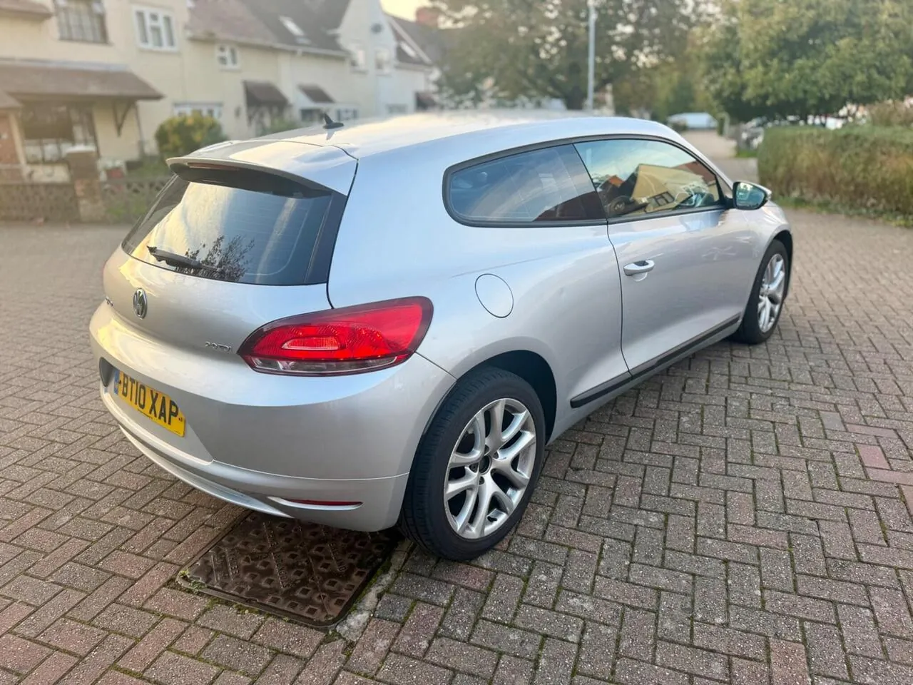Volkswagen Scirocco 2010 photo 3