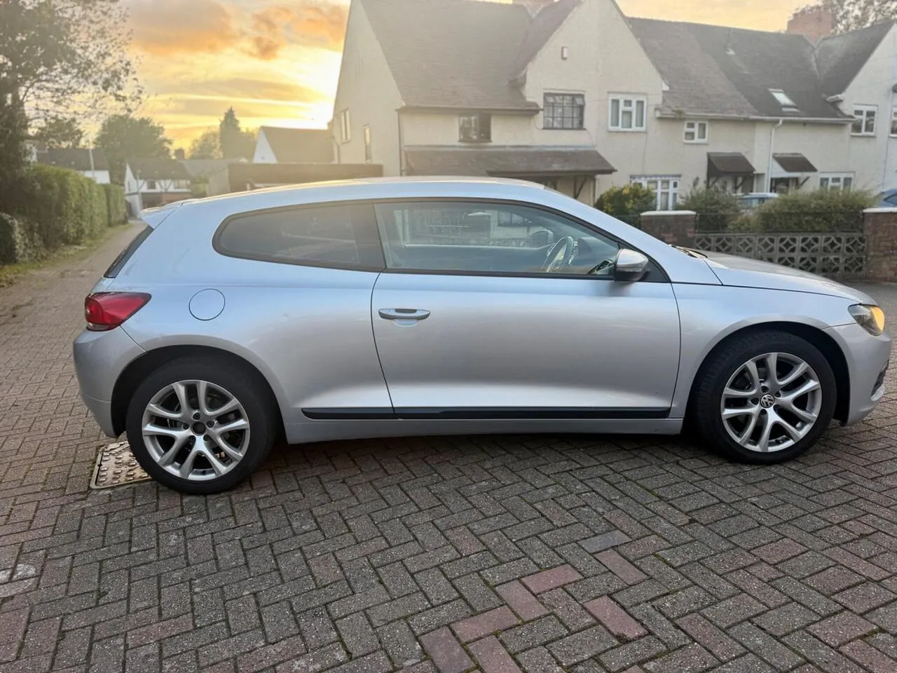 Volkswagen Scirocco 2010 photo 4