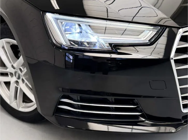 Audi A4 2015 photo 2