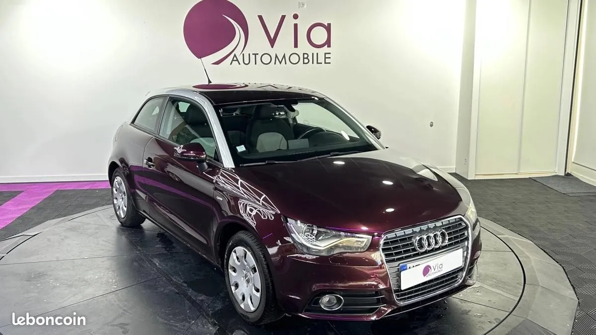 Audi A1 2011 photo 2