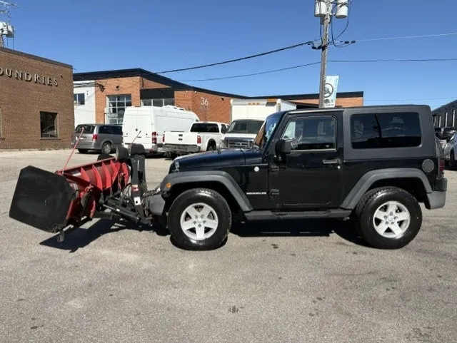Jeep Wrangler 2010 photo 2