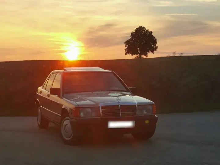 Mercedes-Benz 190D