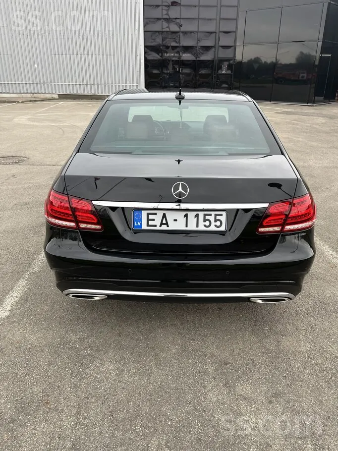 Mercedes-Benz E220 2014 photo 5