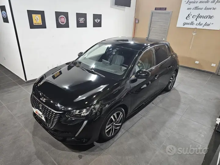 Peugeot 208 2020 photo 5