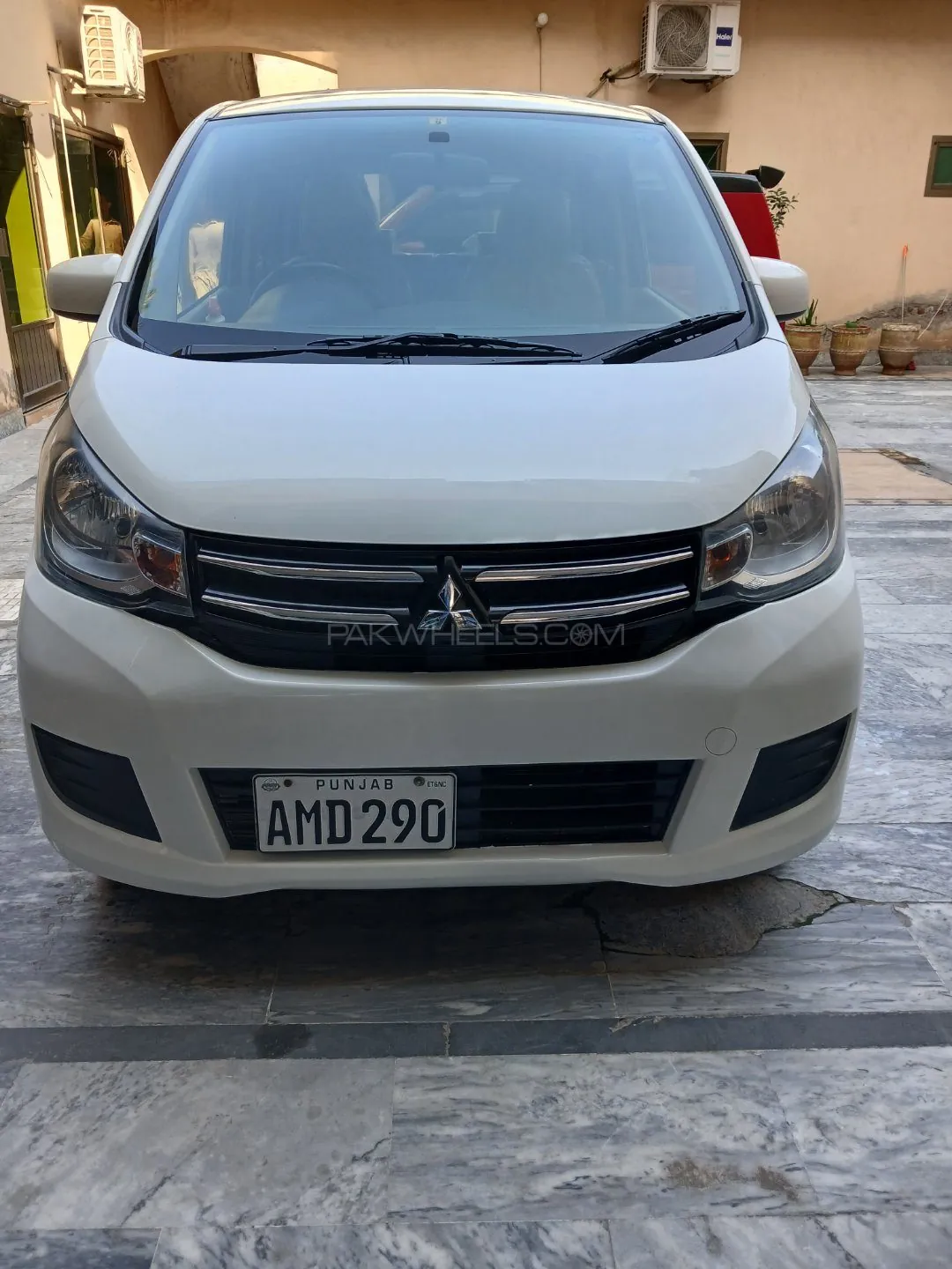 Mitsubishi Ek Wagon