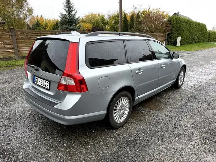 Volvo V70 2009 photo 5