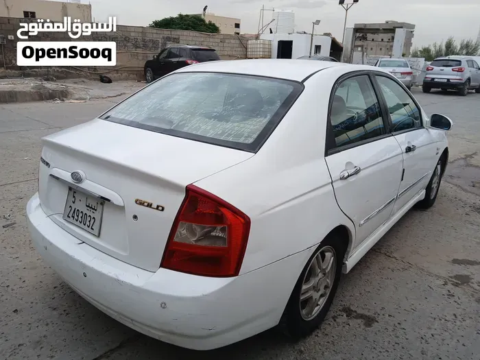 Kia Cerato 2008 photo 3