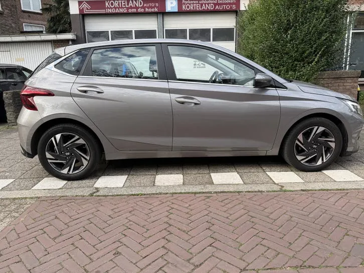 Hyundai I20 2022 photo 2