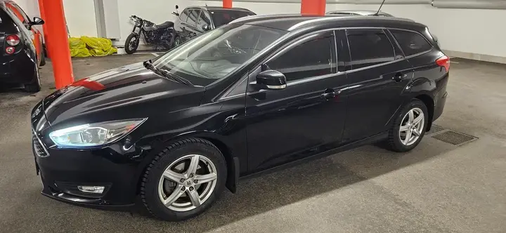 Ford Focus 2018 photo 2