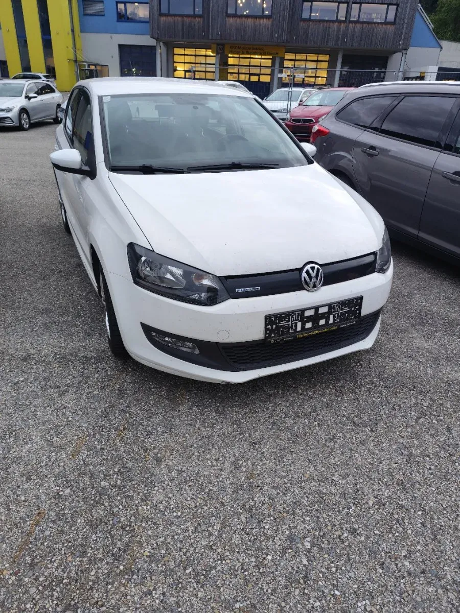 Volkswagen Polo 2014 photo 2