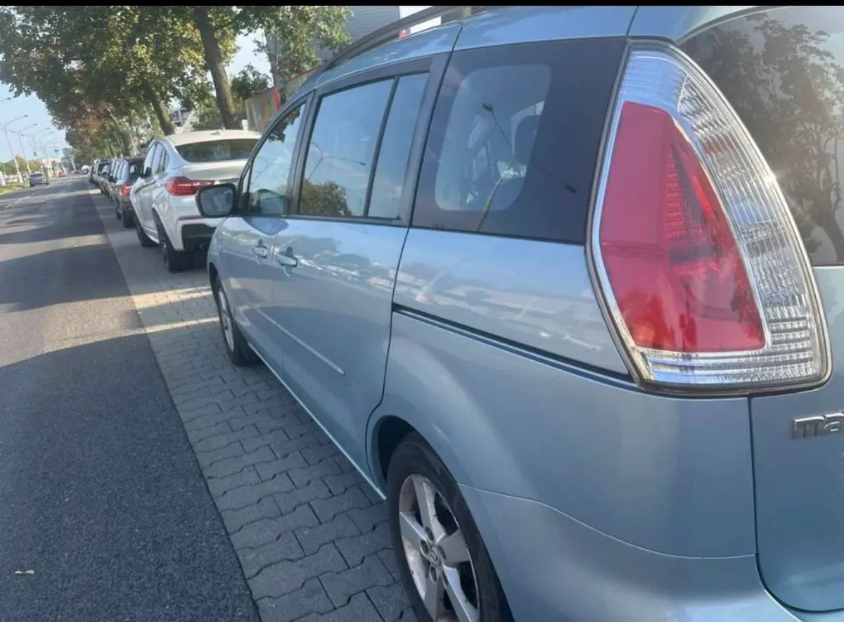 Mazda Mazda5 2005 photo 3