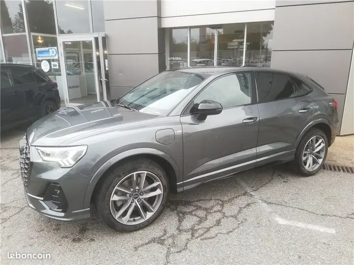 Audi Q3 2023 photo 5