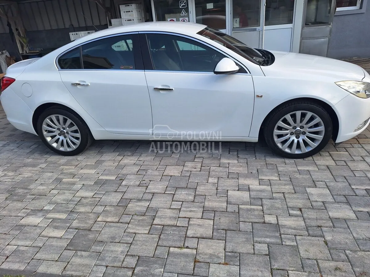 Opel Insignia 2012 photo 4