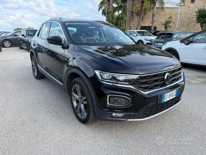 Volkswagen T-Roc 2021 photo 2