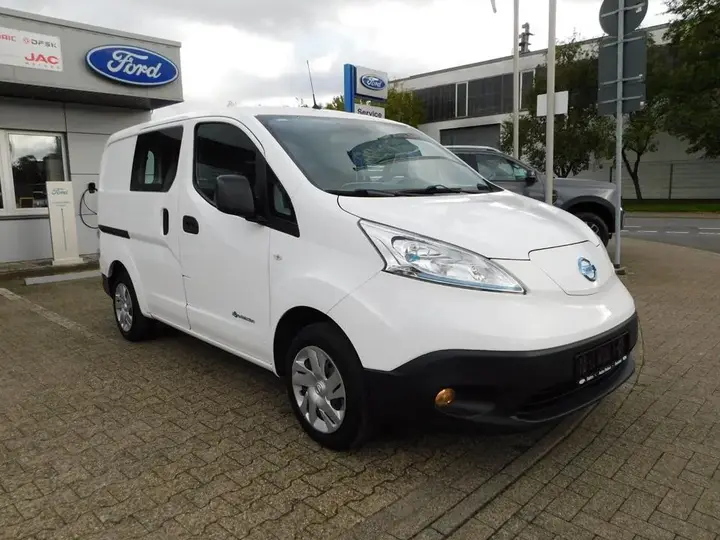 Nissan Nv200