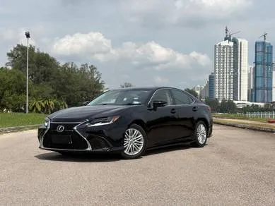 Lexus Es250