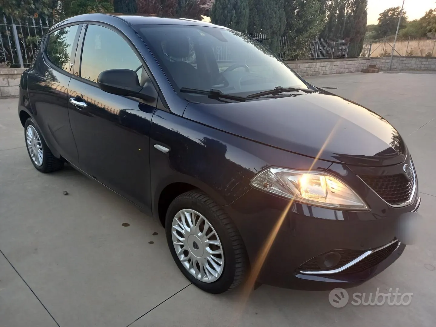 Lancia Ypsilon