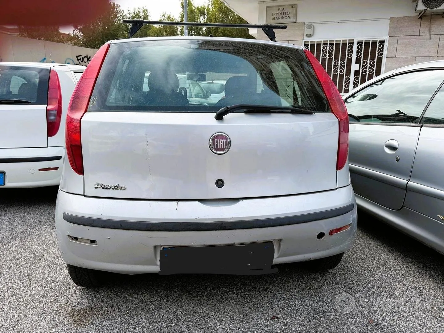 Fiat Punto 2010 photo 2