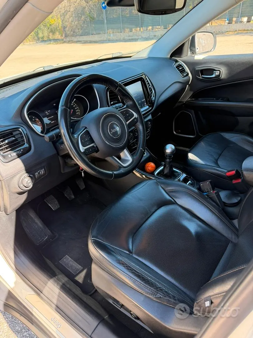 Jeep Compass 2018 photo 4