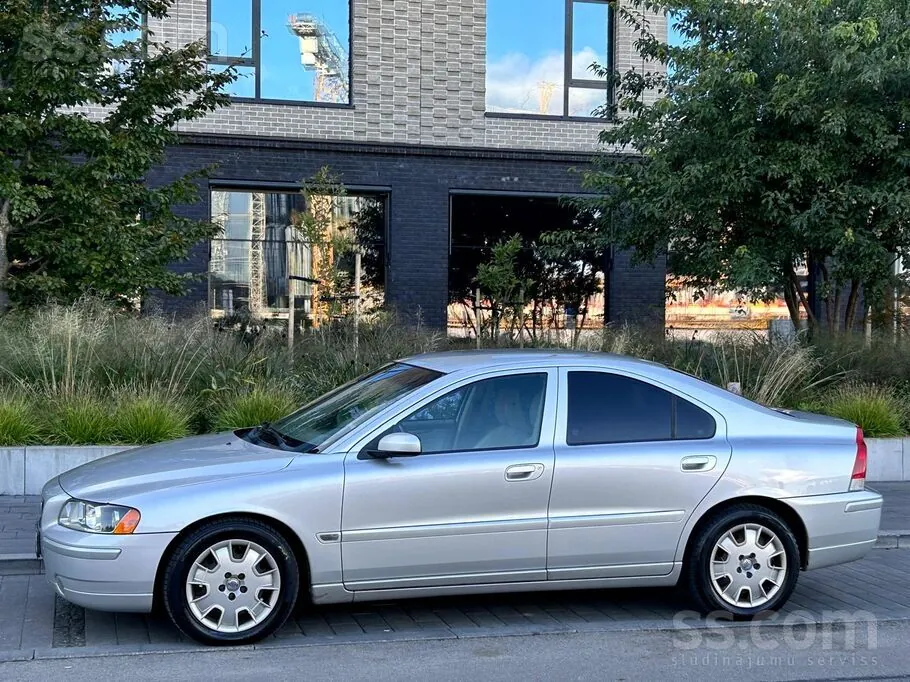 Volvo S60 2004 photo 3