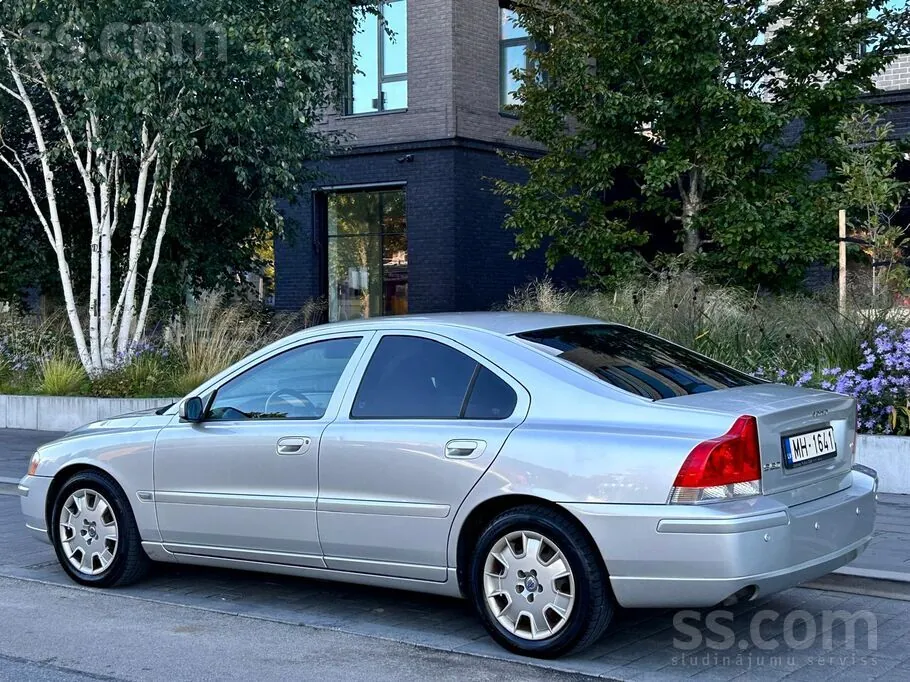 Volvo S60 2004 photo 5