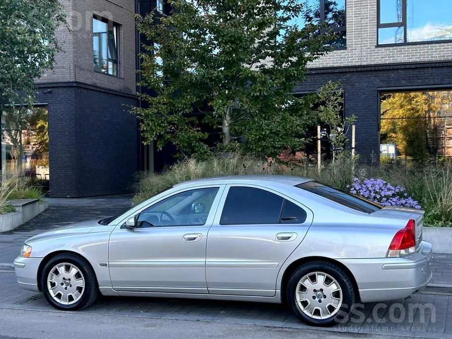 Volvo S60 2004 photo 4