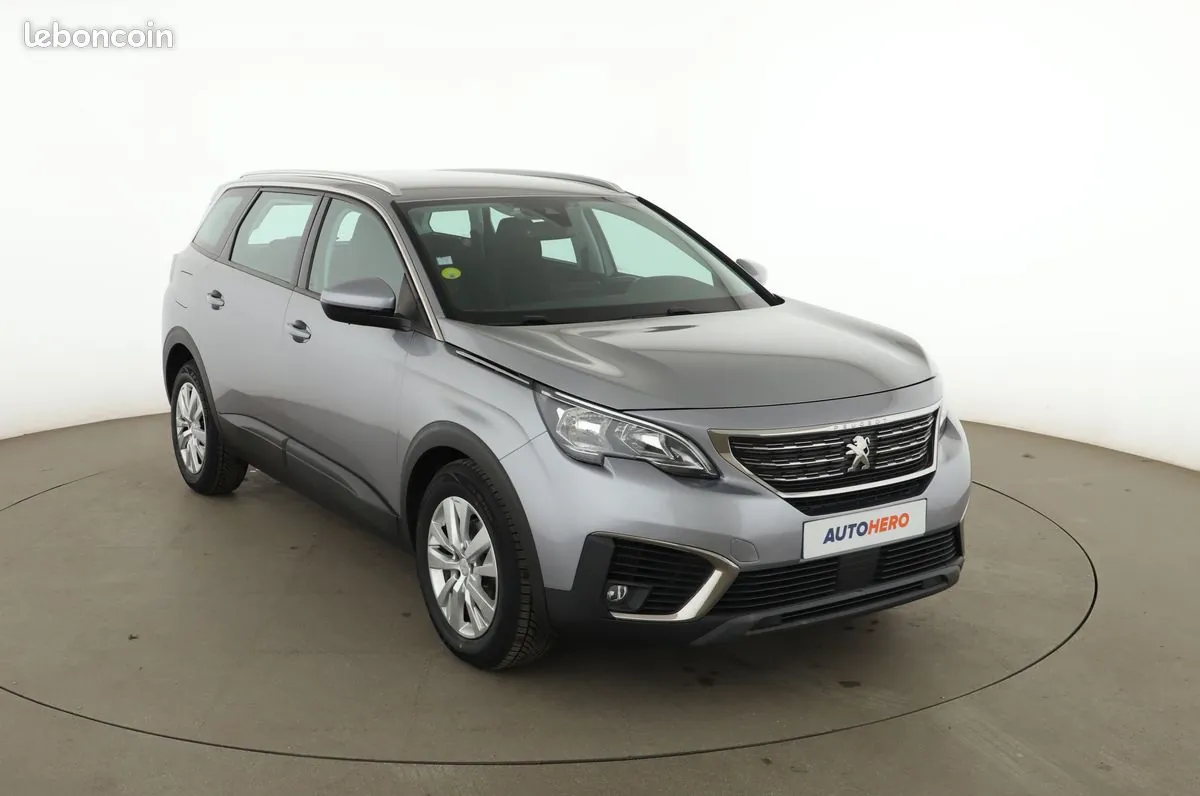 Peugeot 5008 2018 photo 4