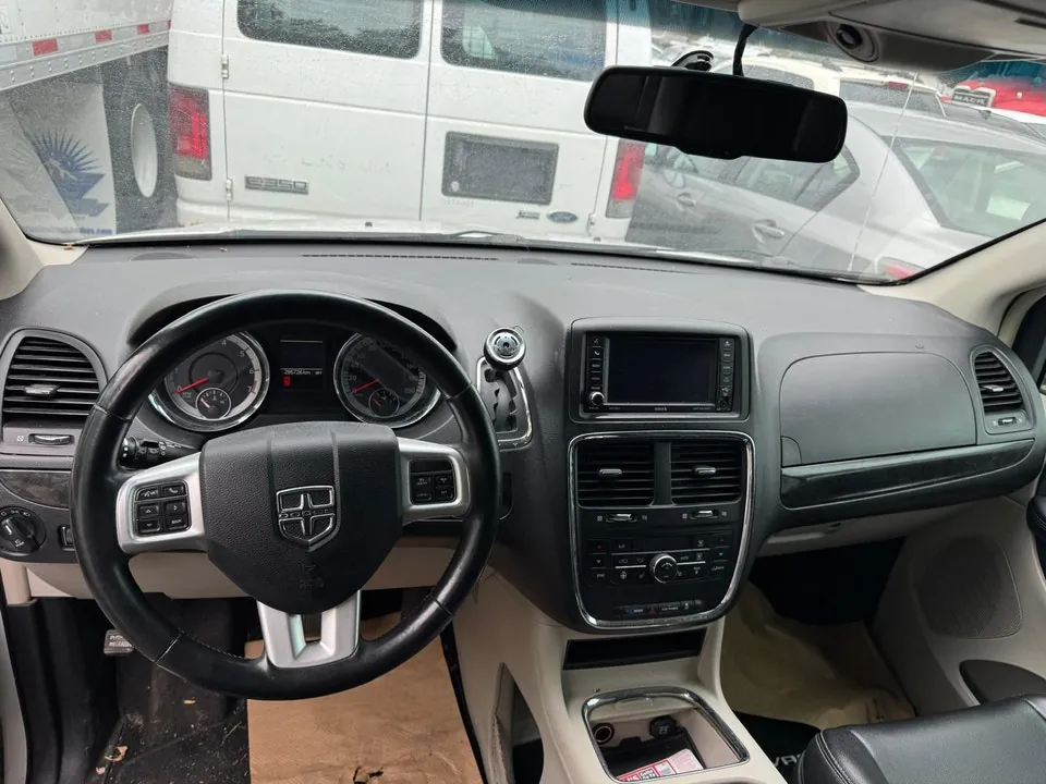 Dodge Grand Caravan 2014 photo 5