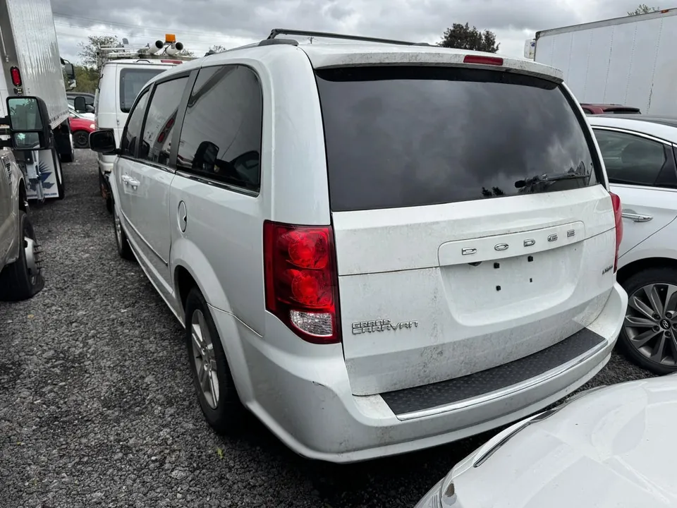 Dodge Grand Caravan 2014 photo 3