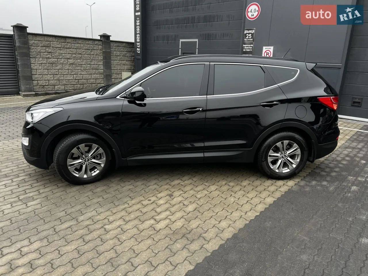 Hyundai Santa Fe 2014 photo 3
