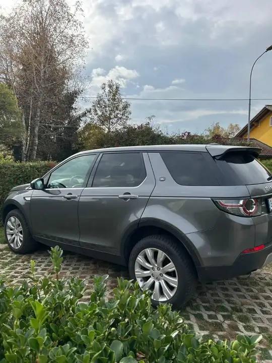 Land Rover Discovery Sport 2016 photo 3