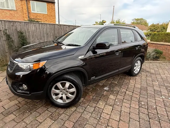 Kia Sorento 2011 photo 4
