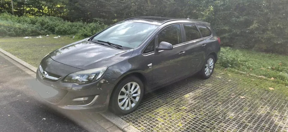 Opel Astra J
