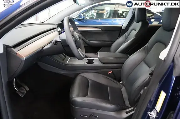 Tesla Model Y 2024 photo 4