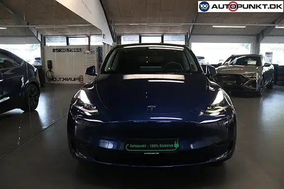 Tesla Model Y 2024 photo 2