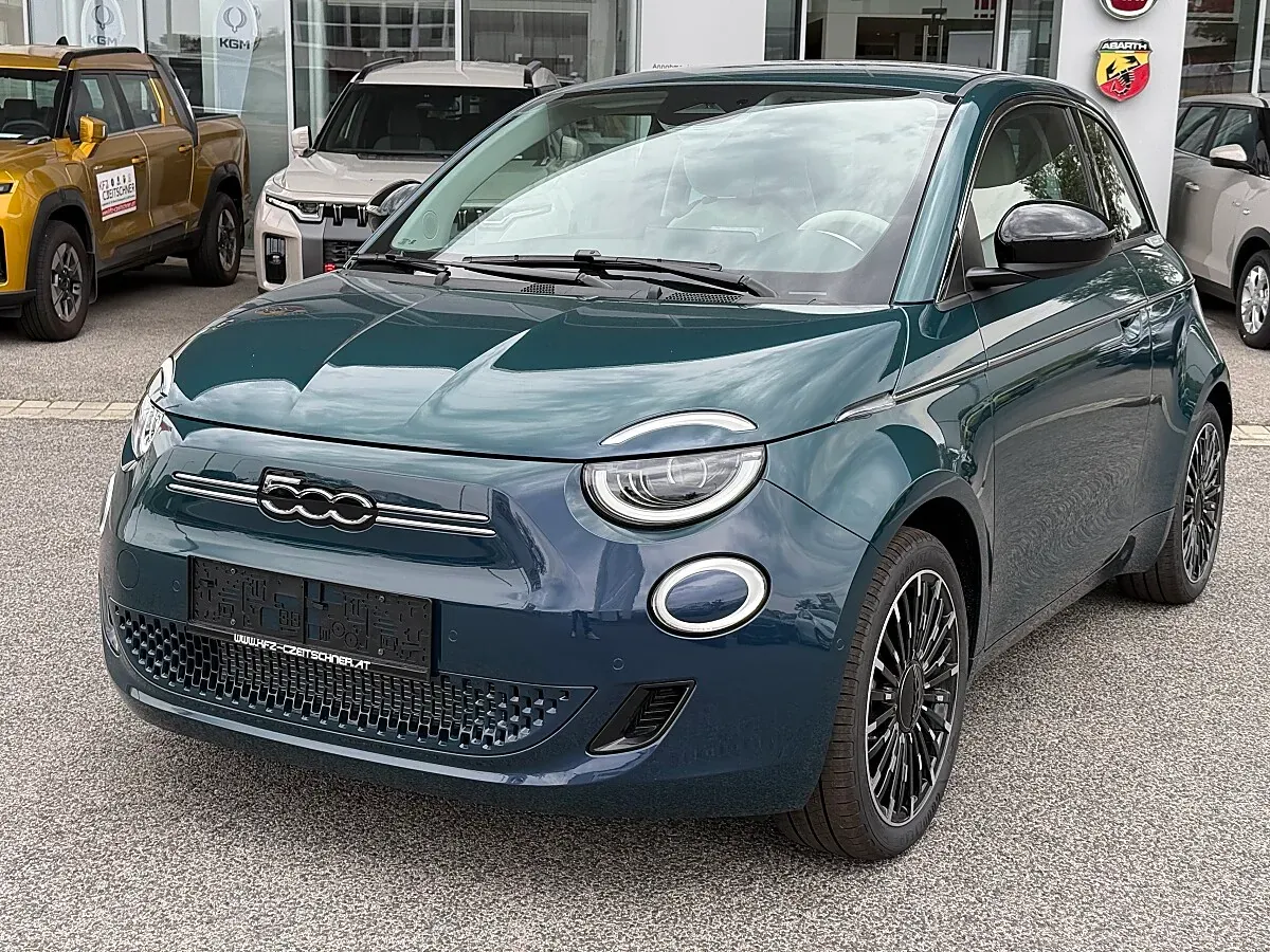Fiat 500E
