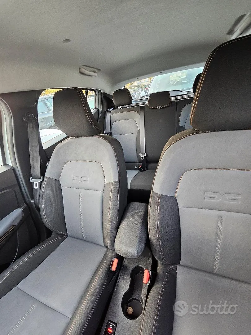 Dacia Stepway 2023 photo 2