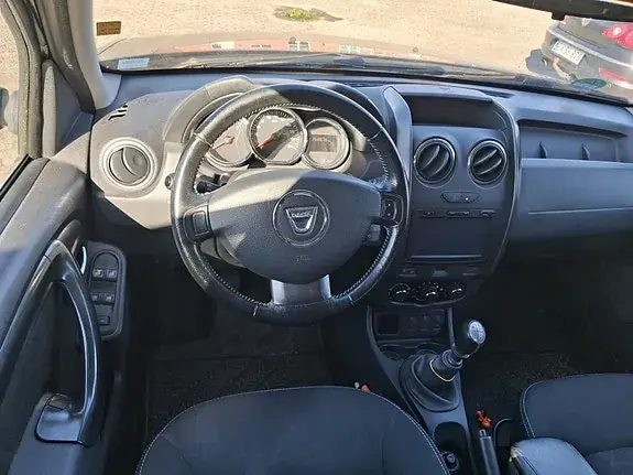 Dacia Duster 2014 photo 5