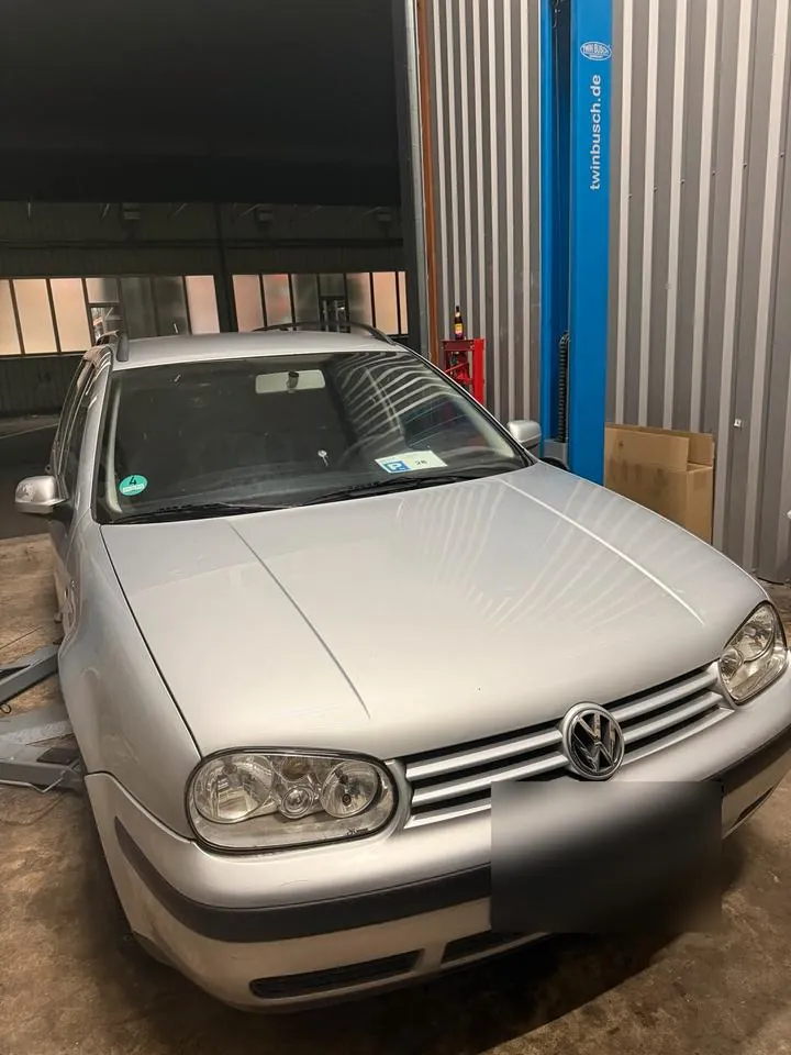 Volkswagen Golf 4