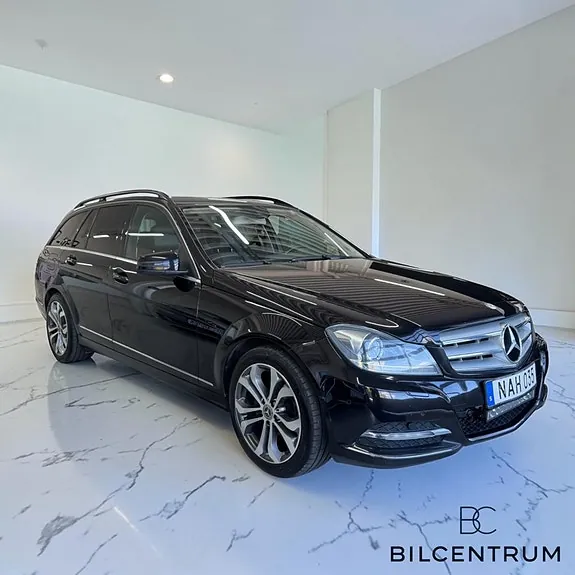 Mercedes-Benz C220 2013 photo 3