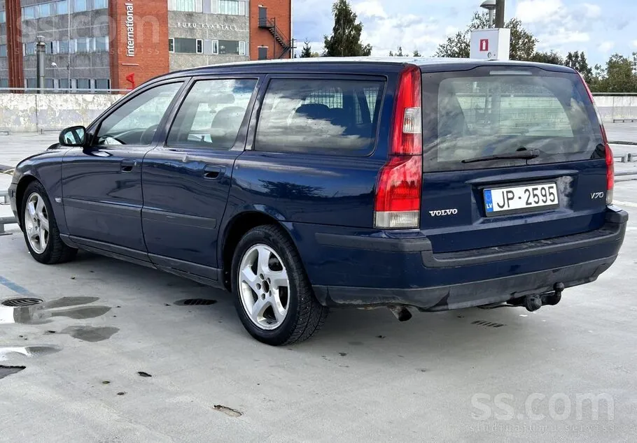 Volvo V70 2000 photo 4