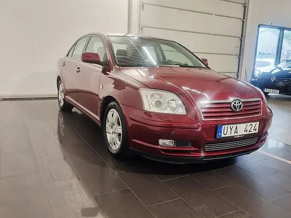 Toyota Avensis 2004 photo 4