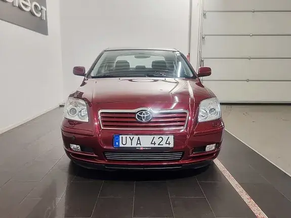 Toyota Avensis 2004 photo 3