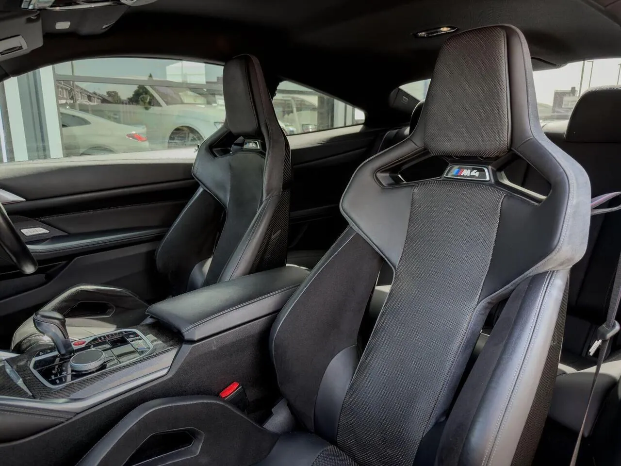 BMW M4 2021 photo 4