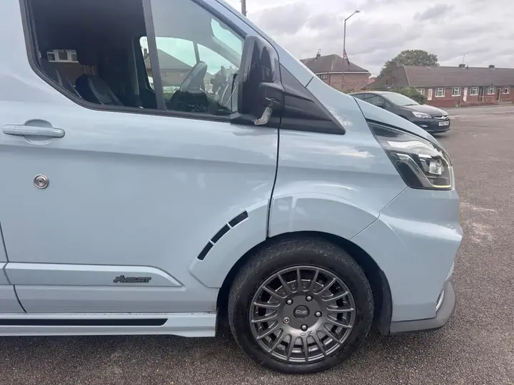 Ford Transit Custom 2021 photo 2