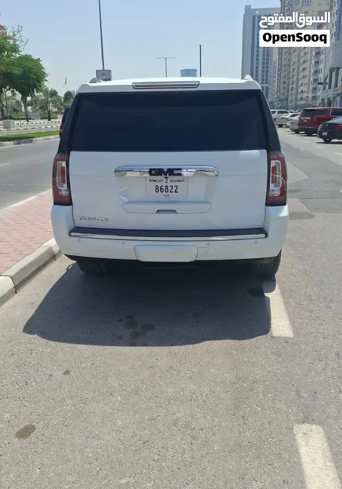 GMC Yukon 2015 photo 4
