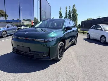 Leapmotor C10
