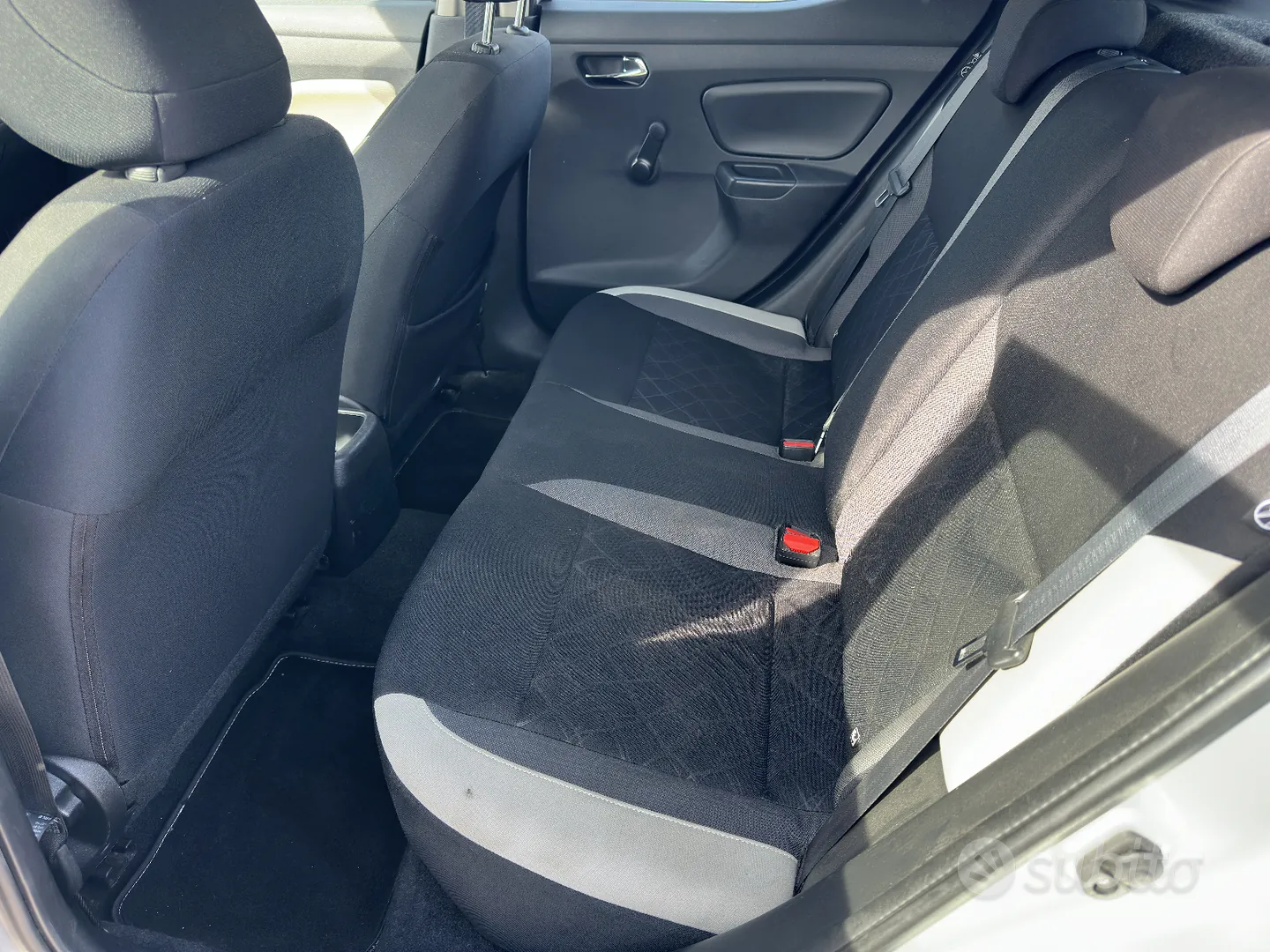 Nissan Micra 2018 photo 5