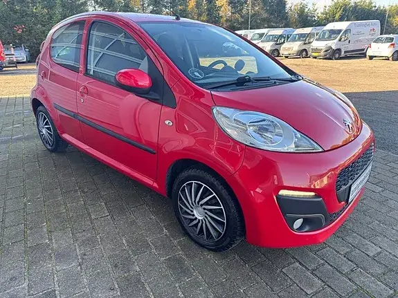 Peugeot 107 2013 photo 4
